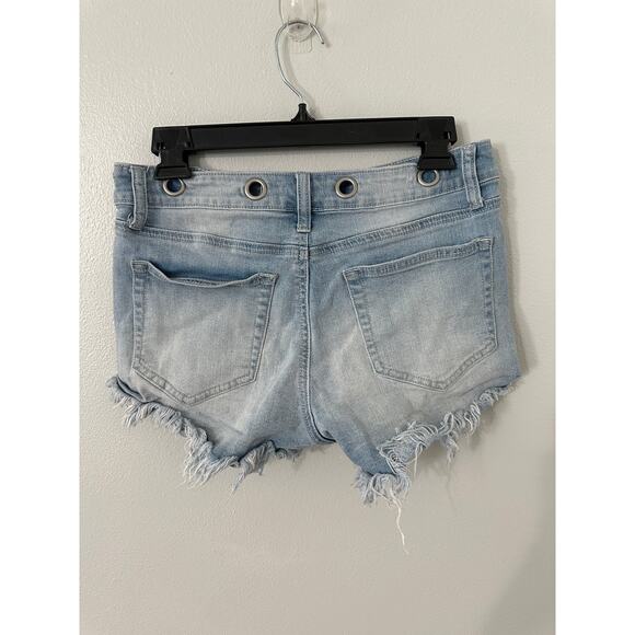 Altar'D State Mid-Rise Cut Off Shorts 27 - Picture 2 of 3